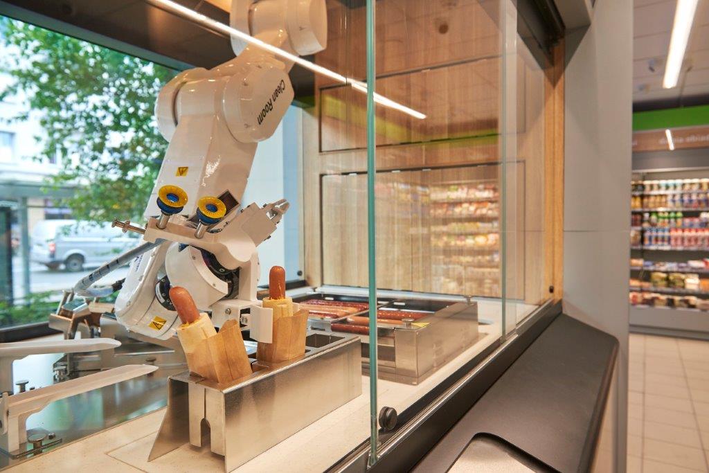Kultowy Hot-dog Z Żabki Serwowany Przez… Robota