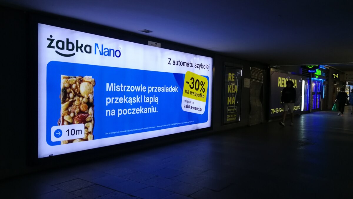 Żabka Nano Kampania PKP Poznań